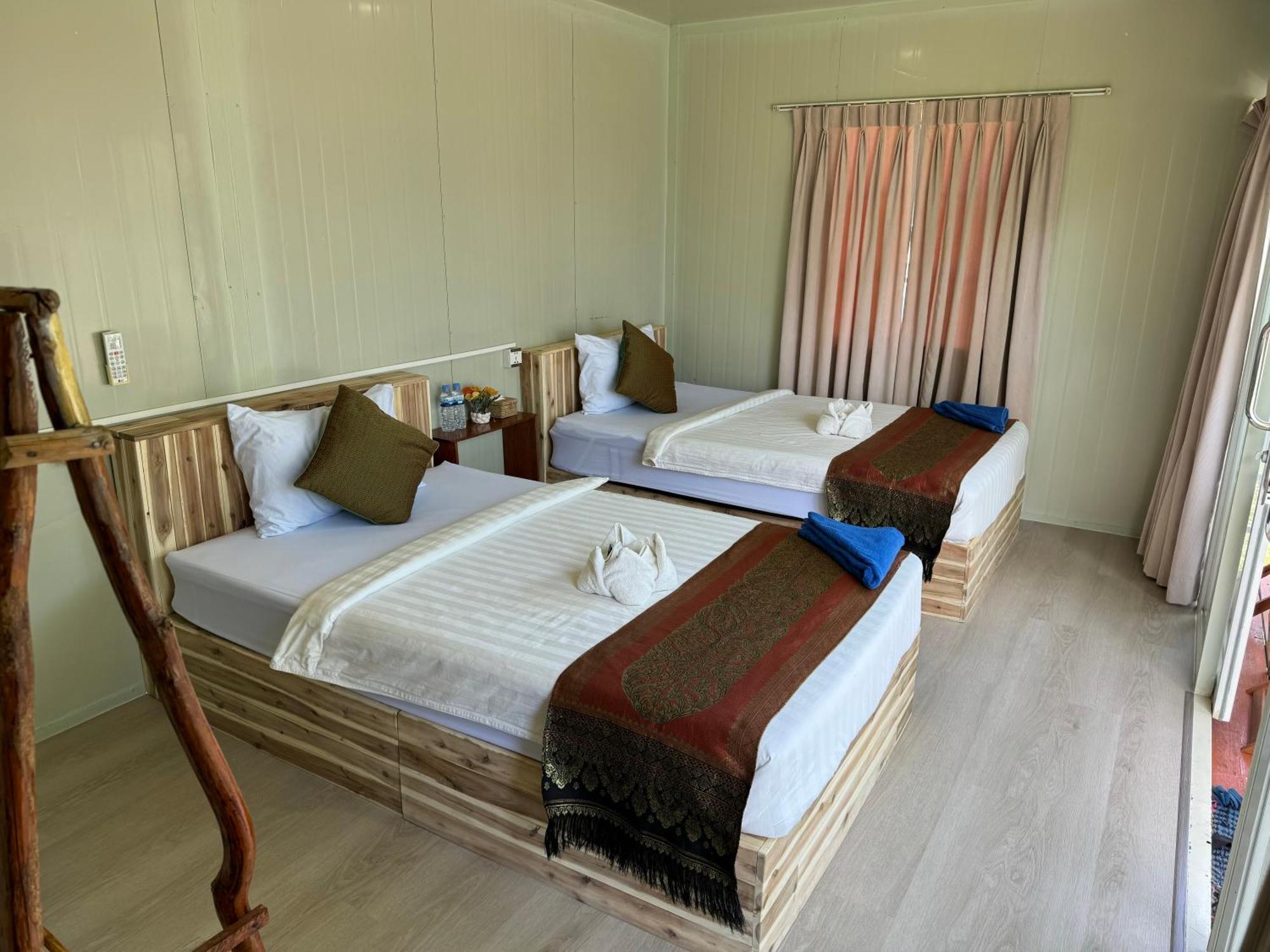 Naroth Beach Bungalow Prek Svay Village Exterior photo